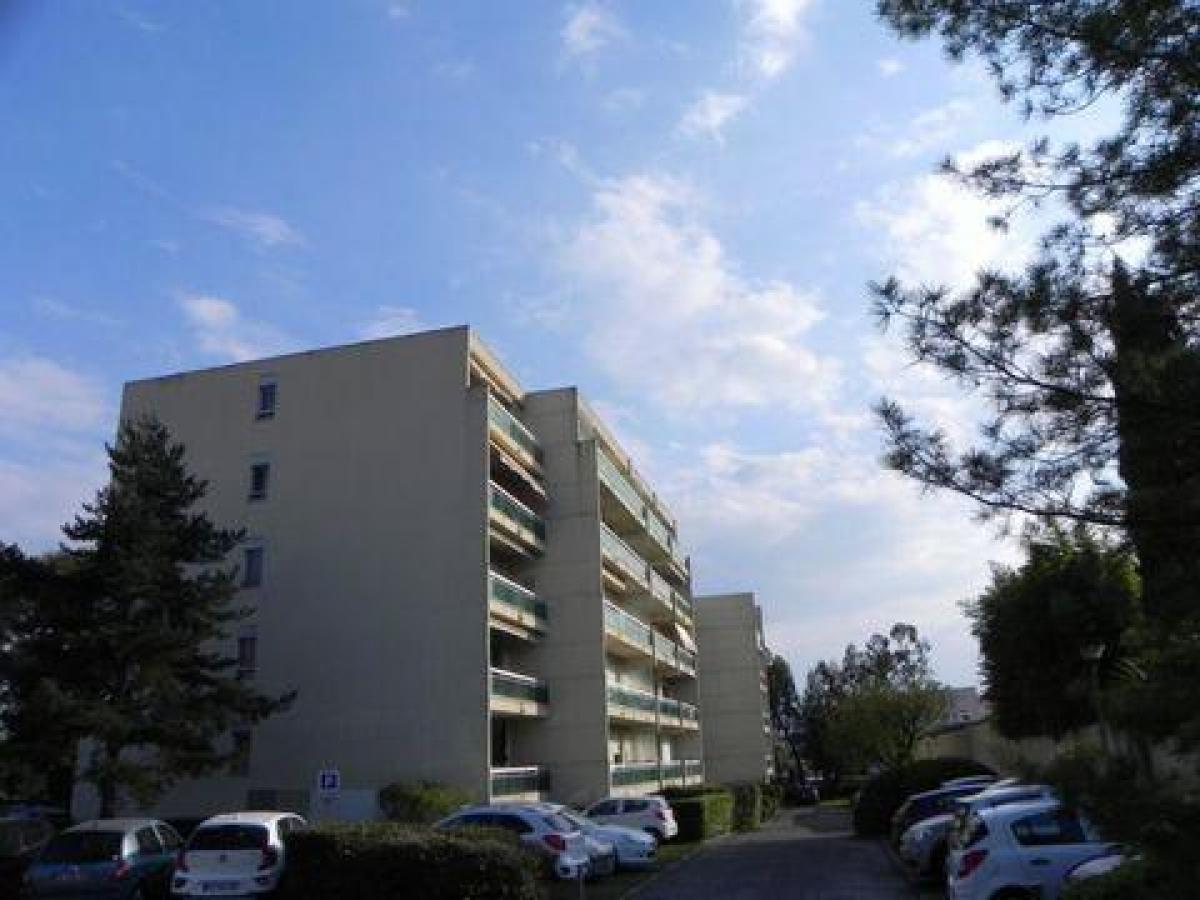 Picture of Apartment For Sale in Bordeaux, Aquitaine, France