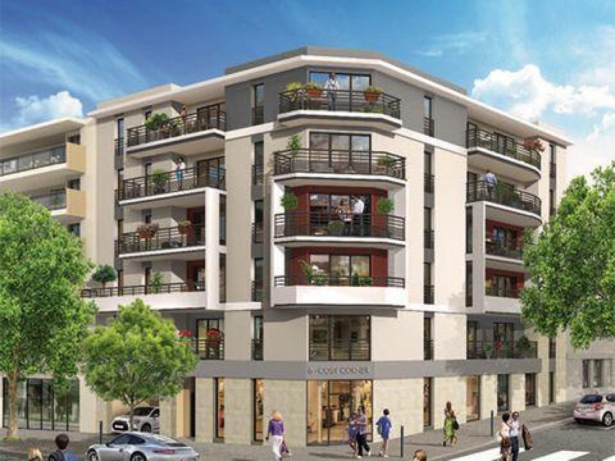 Picture of Condo For Sale in Antibes, Cote d'Azur, France