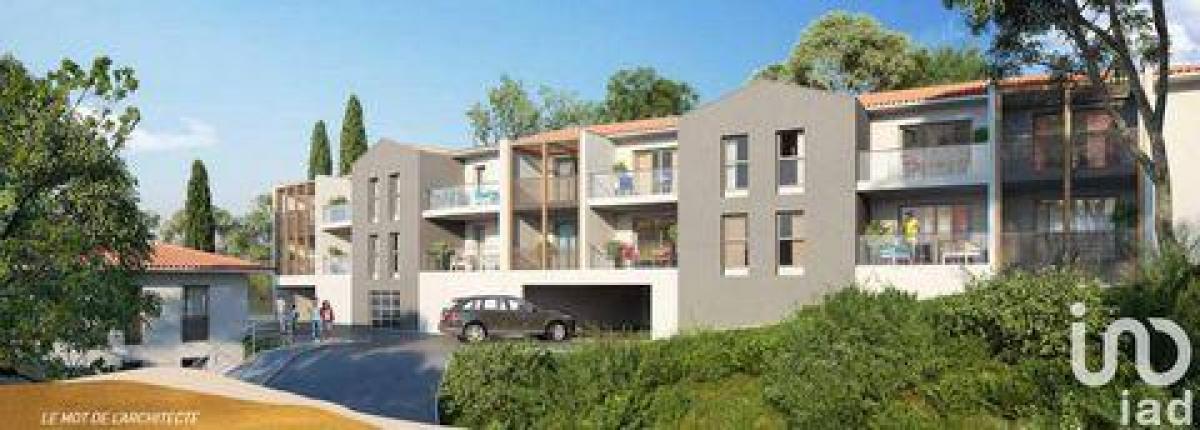 Picture of Condo For Sale in Cogolin, Provence-Alpes-Cote d'Azur, France