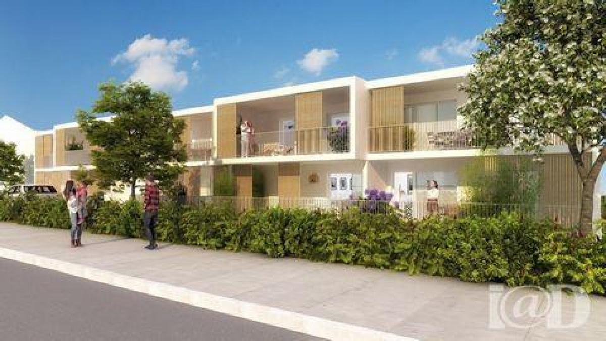 Picture of Condo For Sale in Tresses, Aquitaine, France