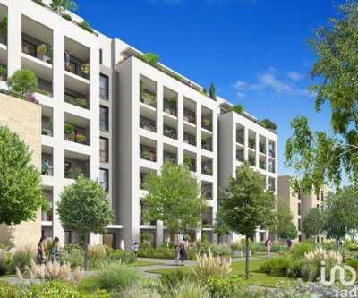Condo For Sale in Bordeaux, France