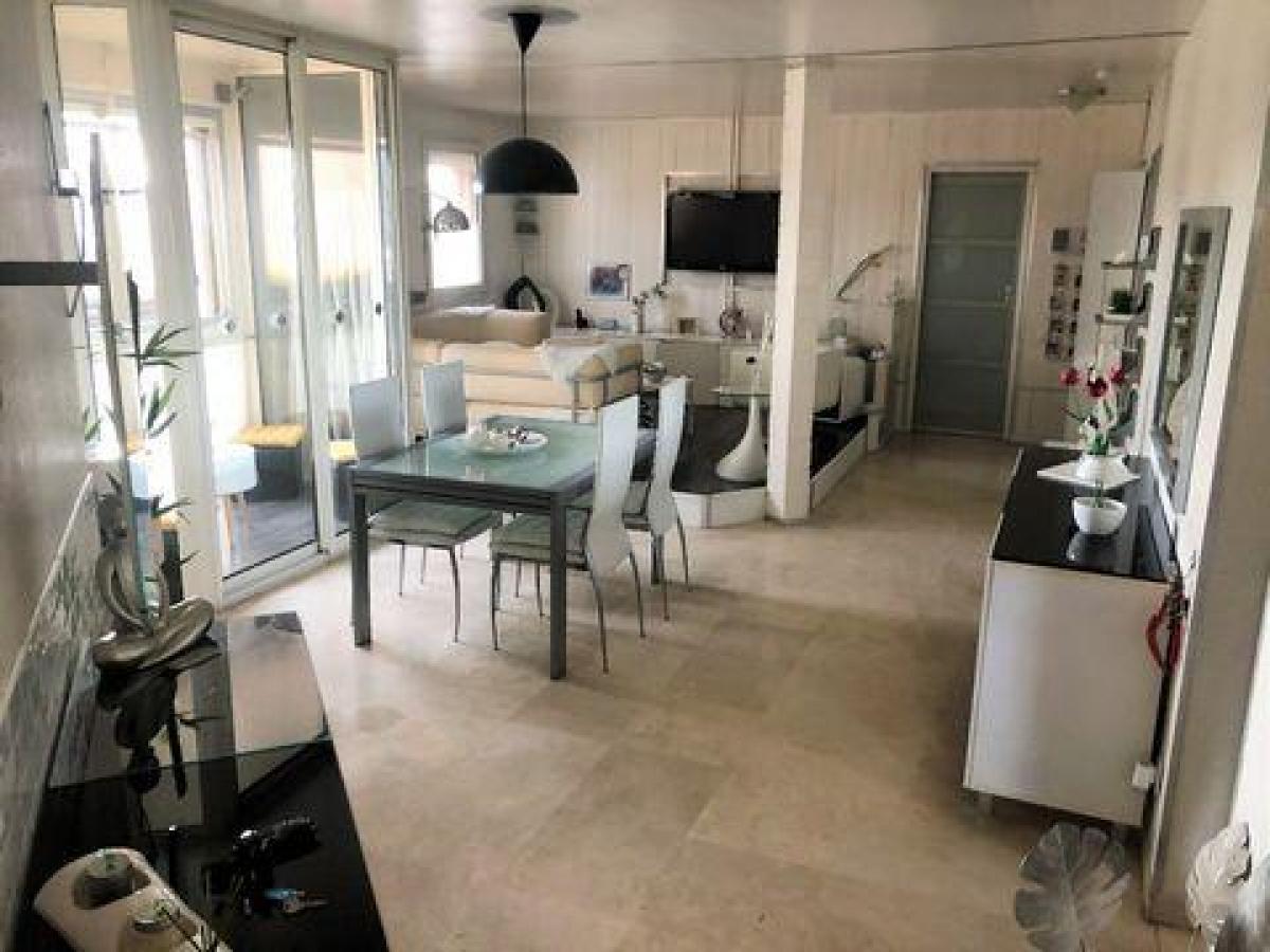 Picture of Condo For Sale in Istres, Provence-Alpes-Cote d'Azur, France