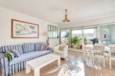 Apartment For Sale in Bordeaux, France