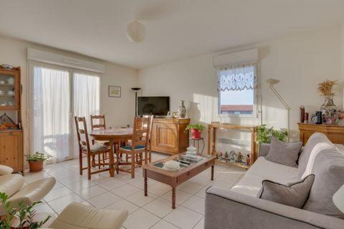 Picture of Condo For Sale in Dax, Landes, France