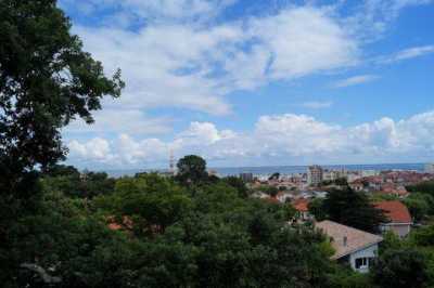 Condo For Sale in Arcachon, France
