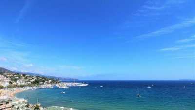 Condo For Sale in Le Lavandou, France