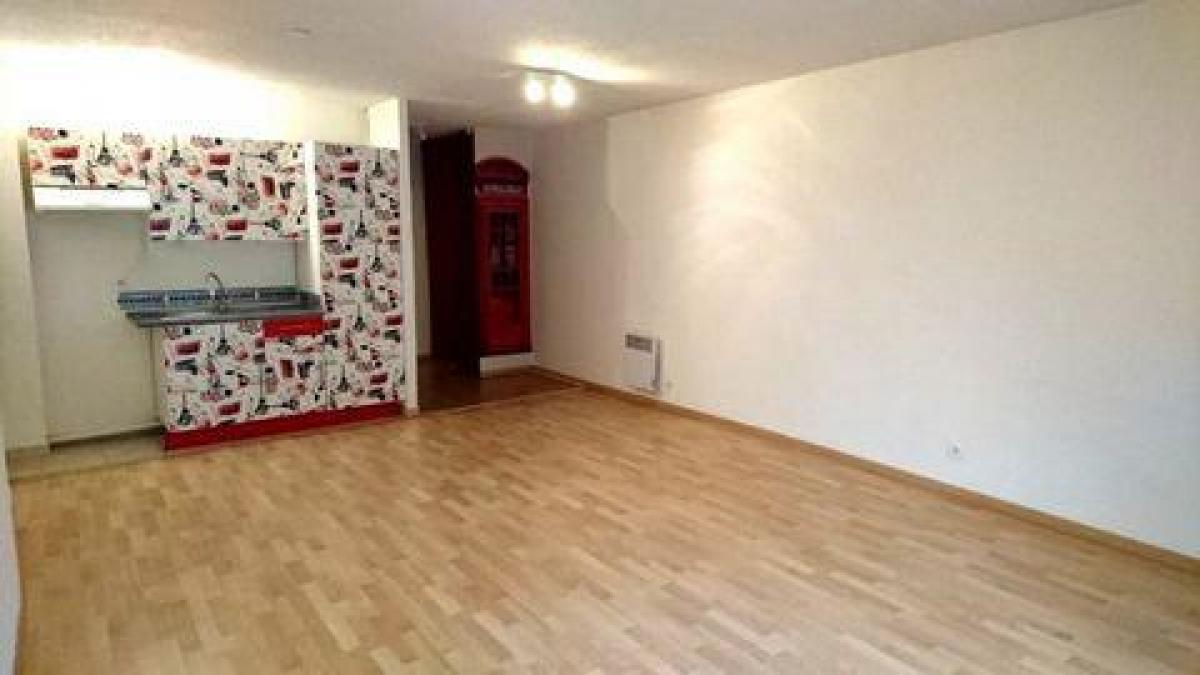 Picture of Condo For Sale in Sens, Bourgogne, France
