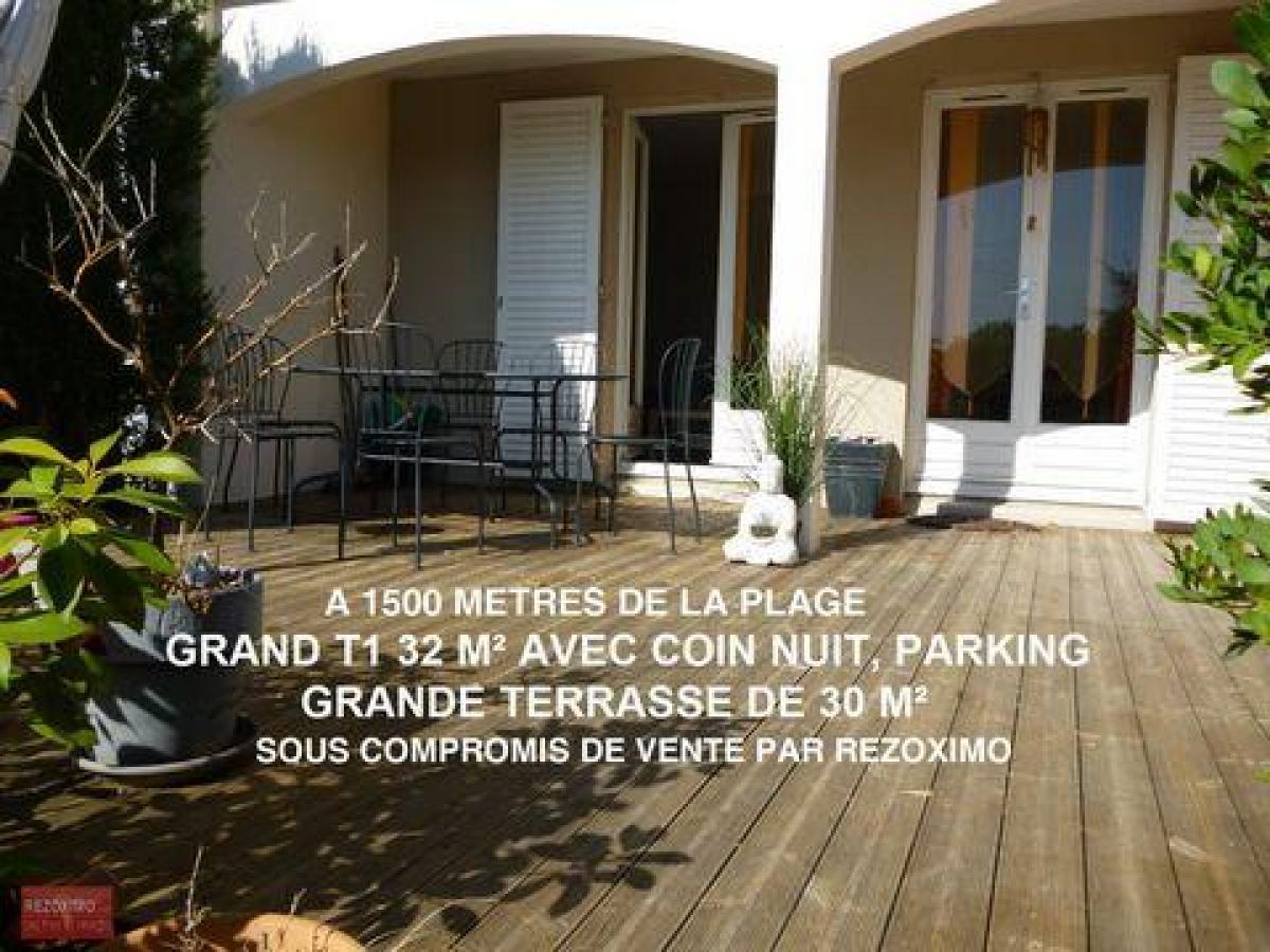 Picture of Condo For Sale in La Croix Valmer, Cote d'Azur, France