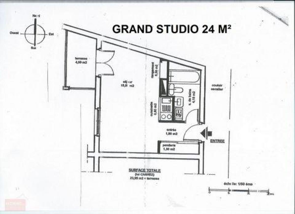 Picture of Apartment For Sale in La Croix Valmer, Cote d'Azur, France