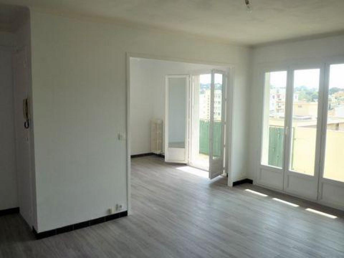 Picture of Condo For Sale in Toulon, Provence-Alpes-Cote d'Azur, France