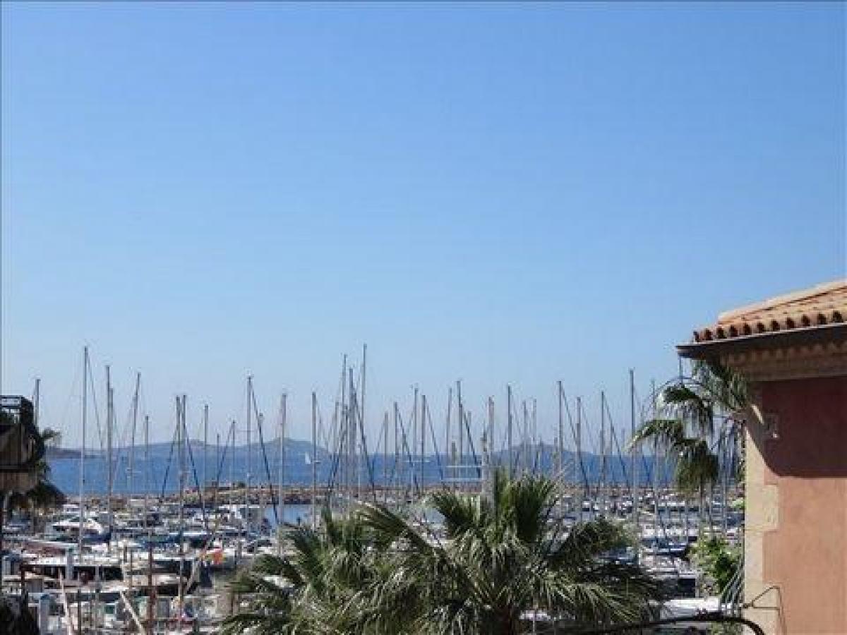 Picture of Condo For Sale in Bandol, Cote d'Azur, France