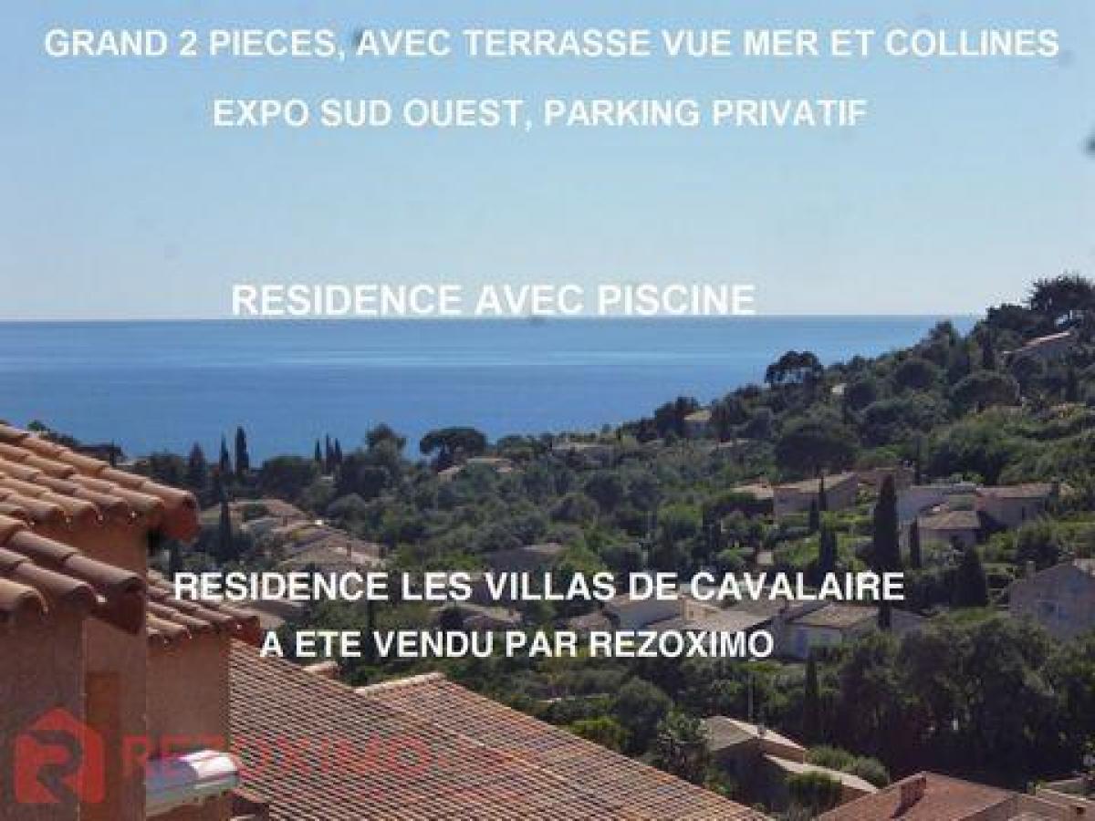 Picture of Condo For Sale in Cavalaire Sur Mer, Cote d'Azur, France