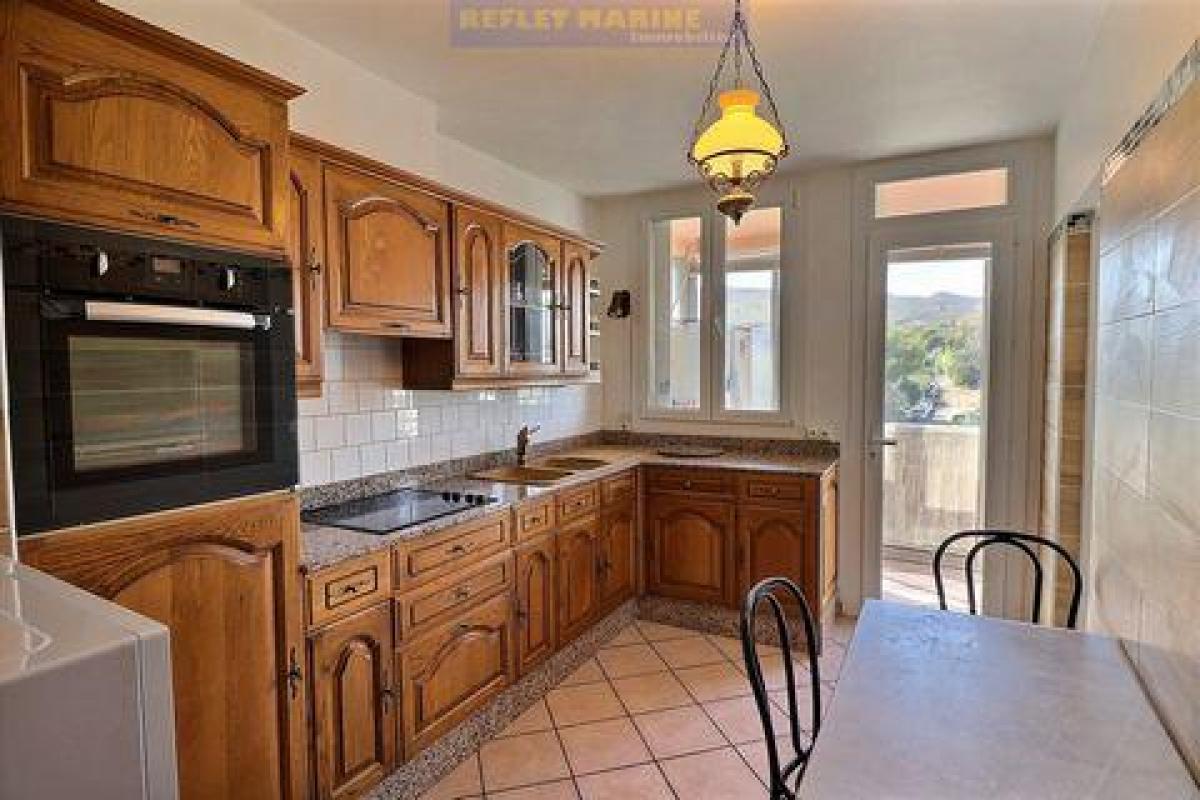 Picture of Condo For Sale in La Ciotat, Provence-Alpes-Cote d'Azur, France