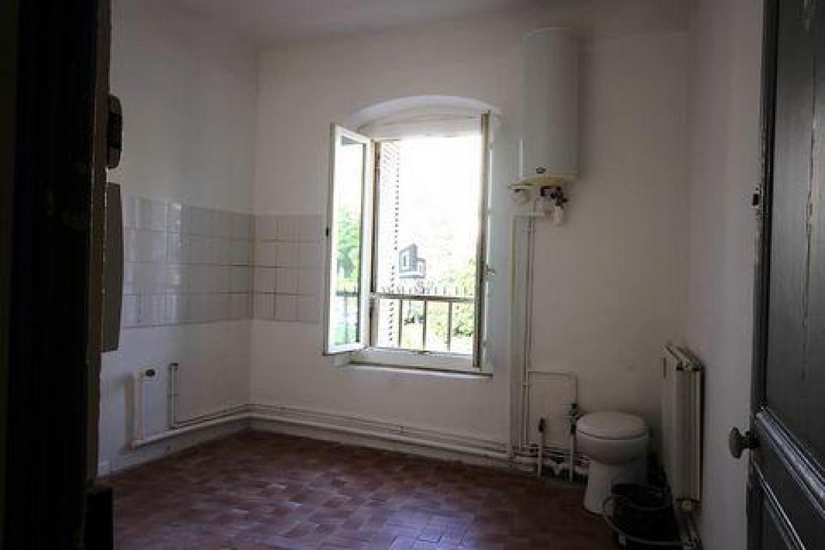 Picture of Apartment For Sale in Menton, Cote d'Azur, France