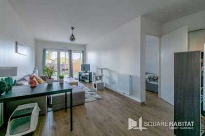 Condo For Sale in Cadaujac, France