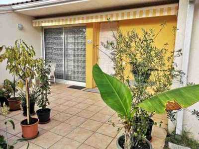 Condo For Sale in Dax, France