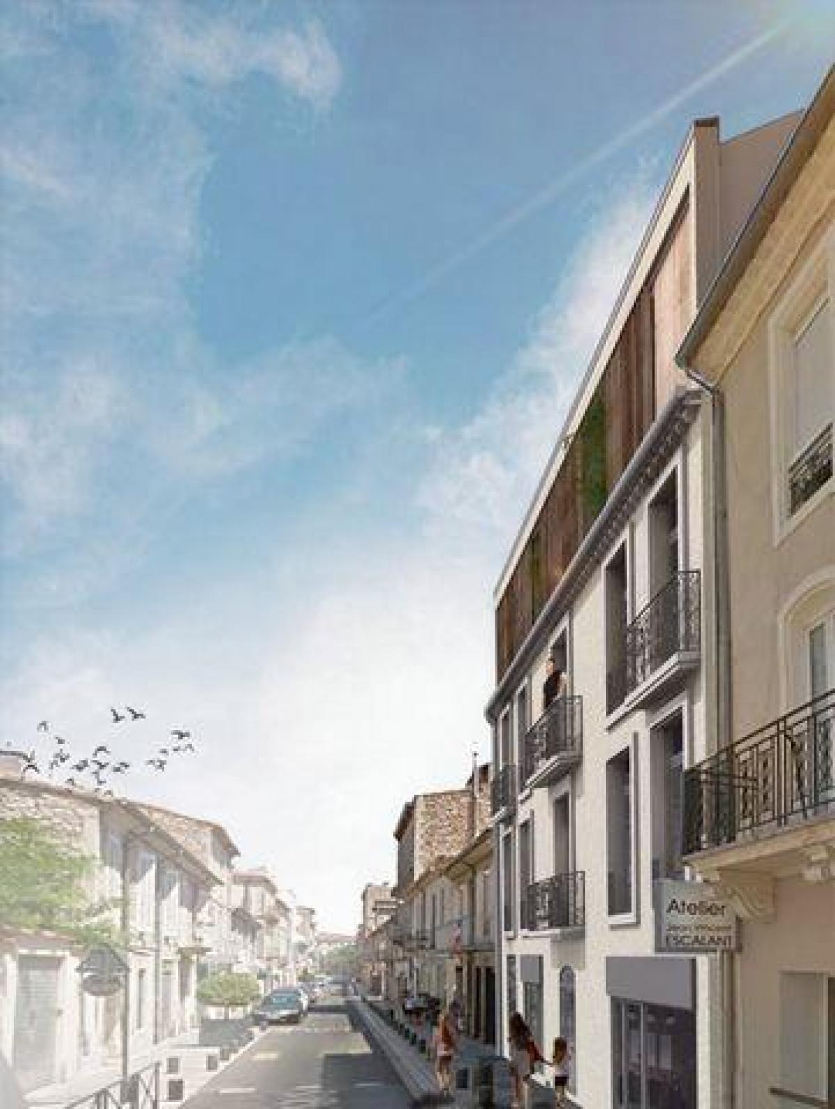 Picture of Condo For Sale in Nimes, Languedoc Roussillon, France