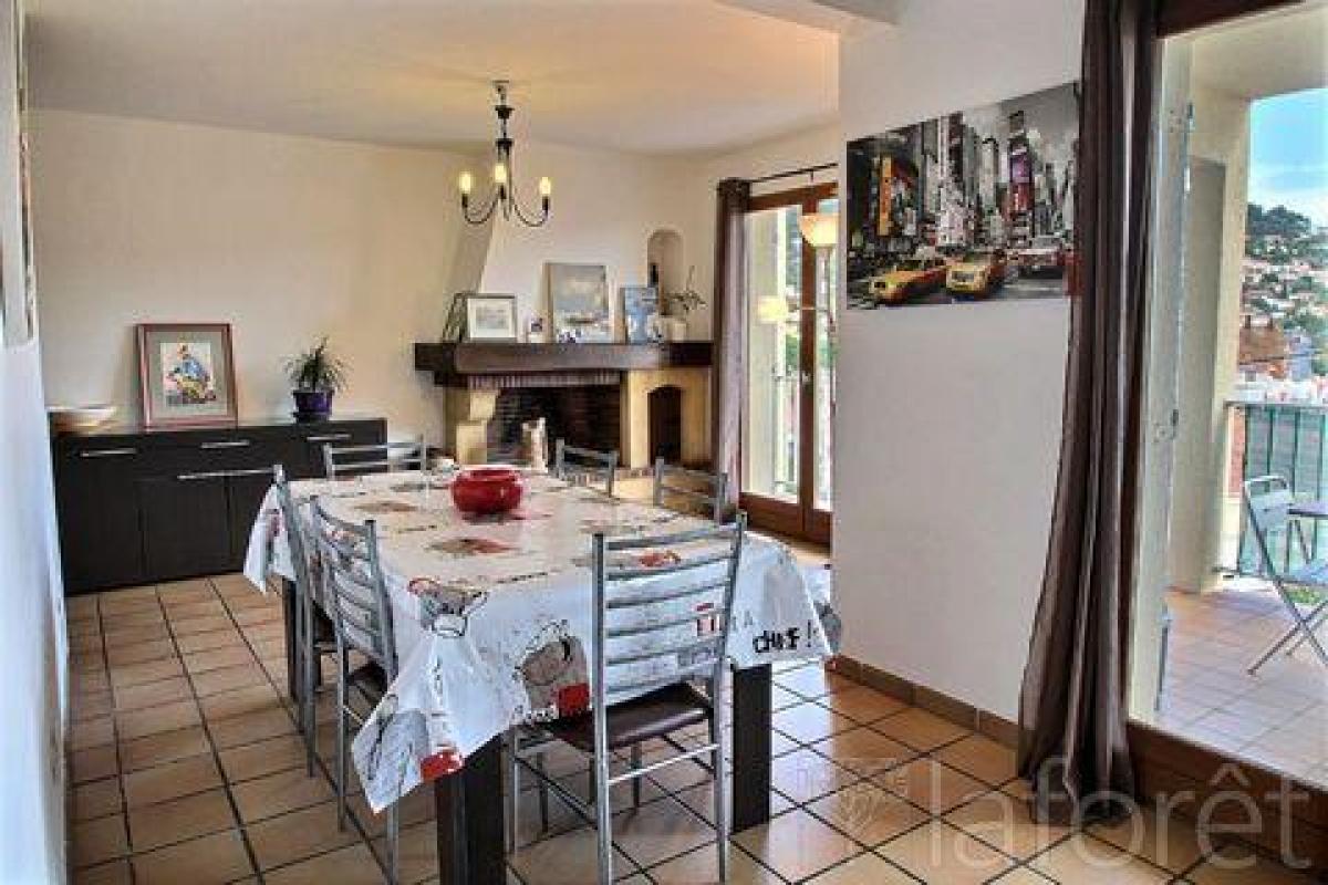 Picture of Condo For Sale in Carqueiranne, Provence-Alpes-Cote d'Azur, France