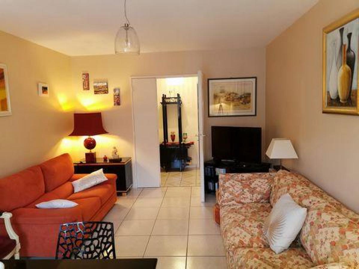 Picture of Condo For Sale in Le Bouscat, Aquitaine, France
