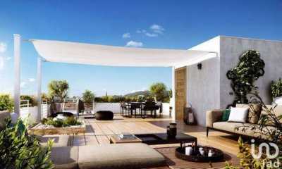 Condo For Sale in Nimes, France