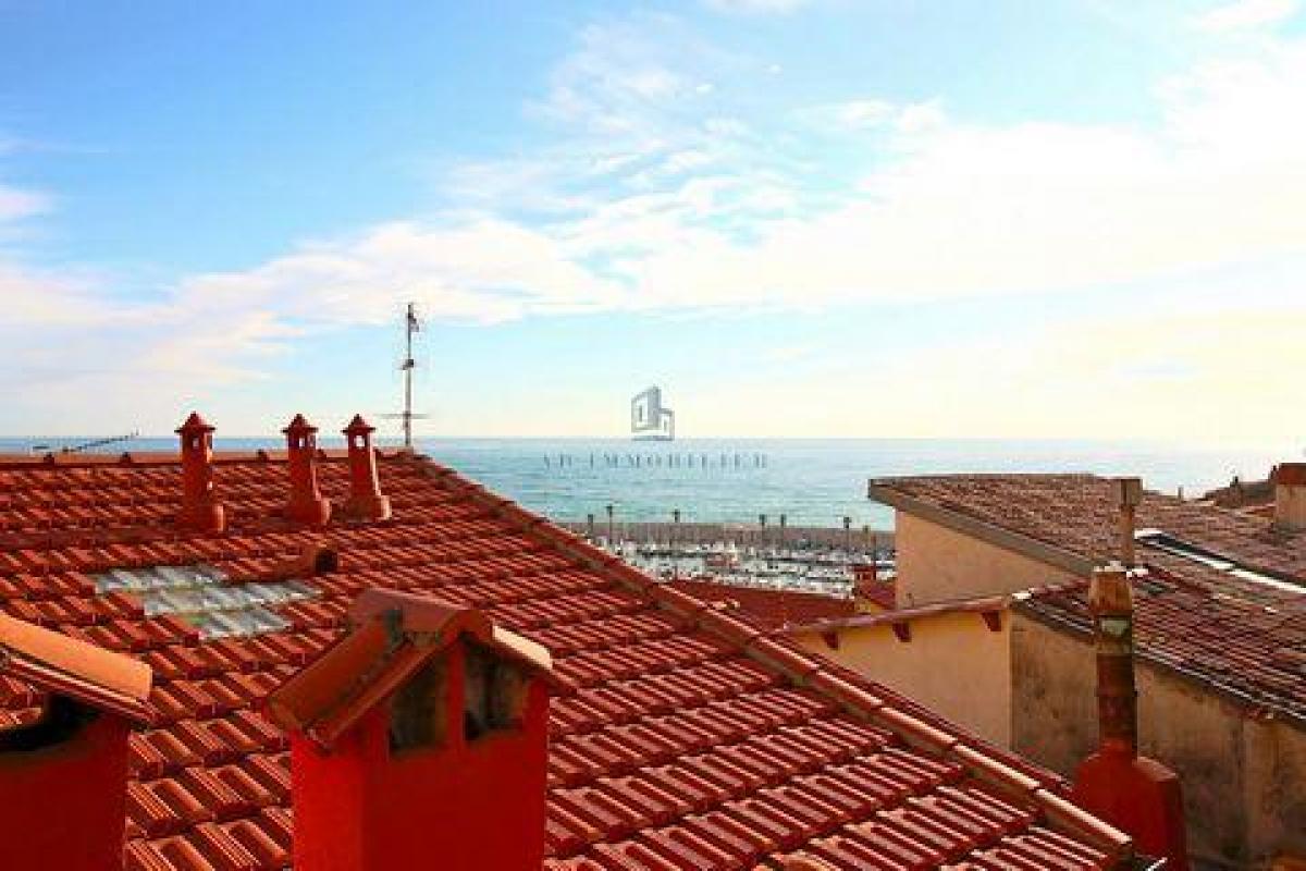 Picture of Condo For Sale in Menton, Cote d'Azur, France