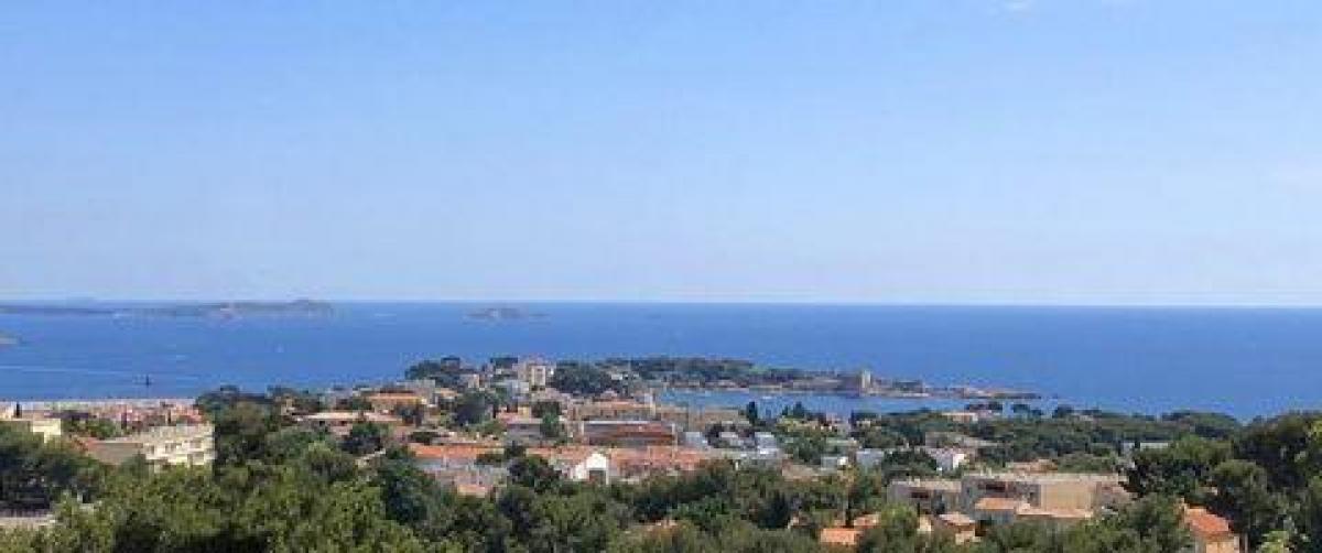 Picture of Condo For Sale in Bandol, Cote d'Azur, France