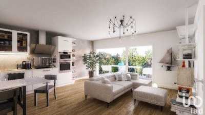 Condo For Sale in Pessac, France