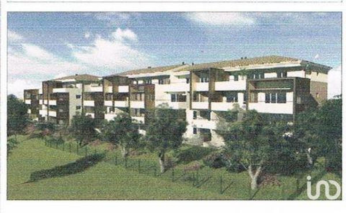 Picture of Condo For Sale in Nimes, Languedoc Roussillon, France