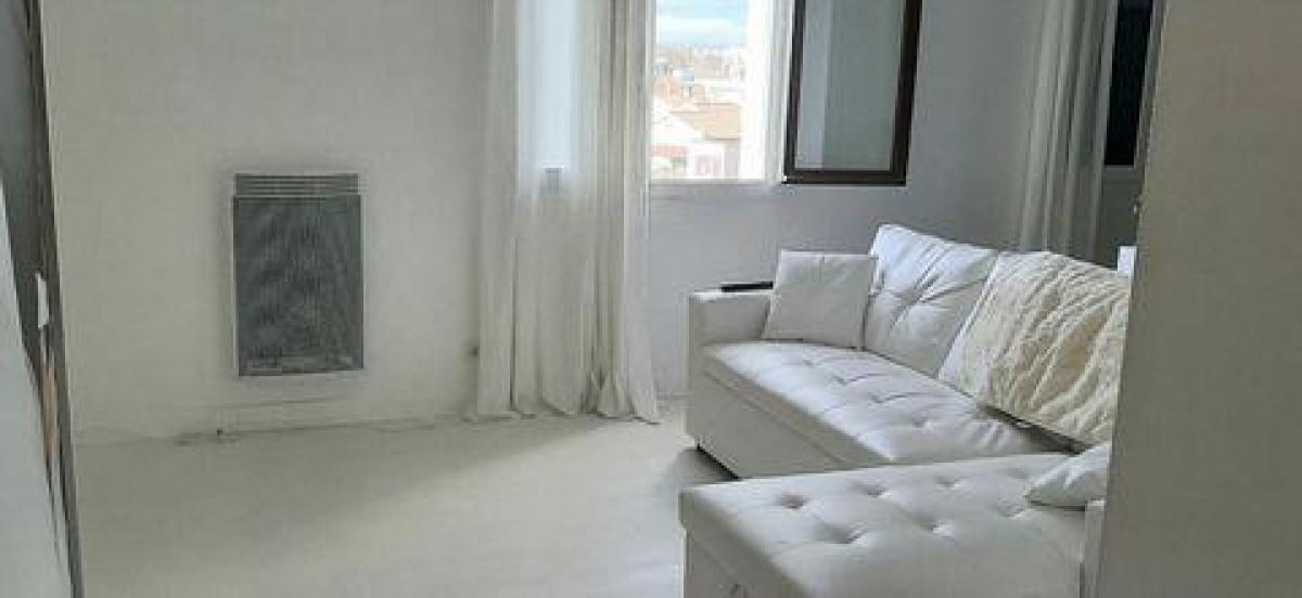 Picture of Condo For Sale in Miramas, Provence-Alpes-Cote d'Azur, France