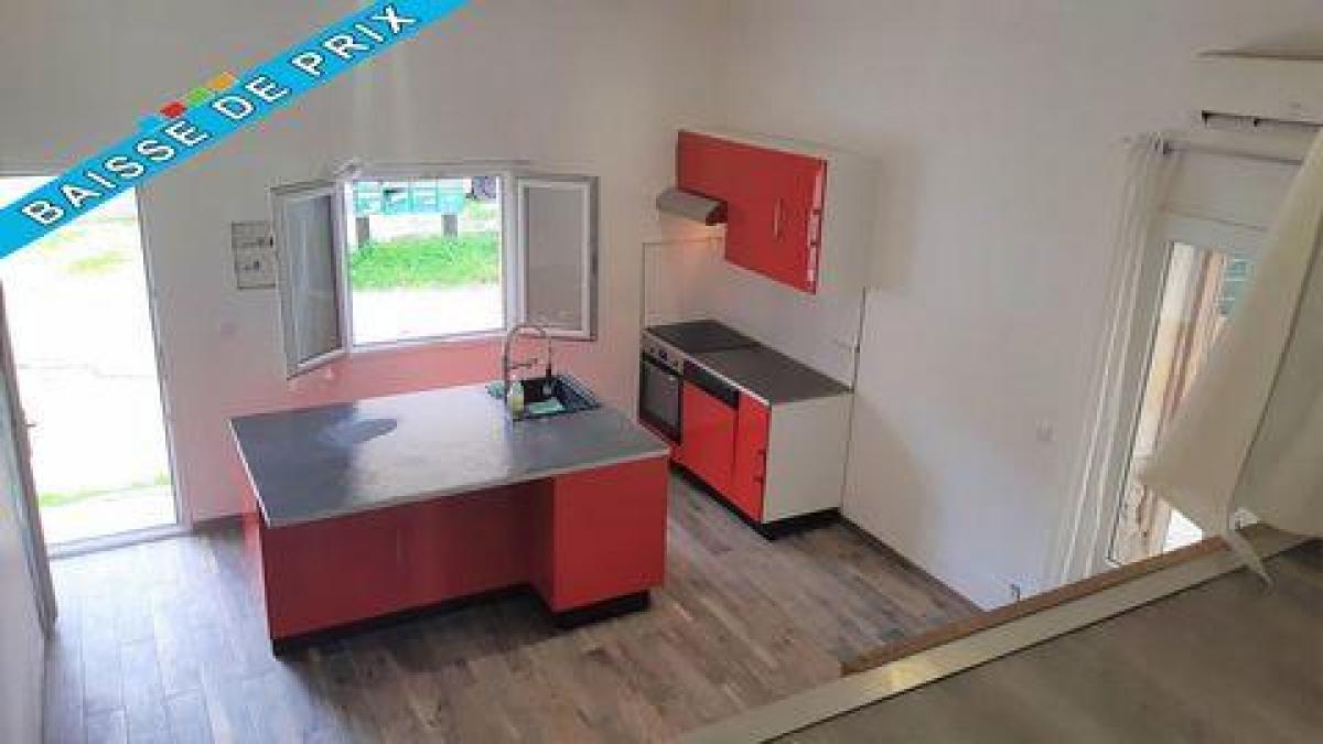 Picture of Apartment For Sale in La Ciotat, Provence-Alpes-Cote d'Azur, France