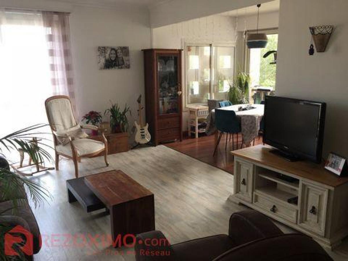 Picture of Condo For Sale in La Ciotat, Provence-Alpes-Cote d'Azur, France