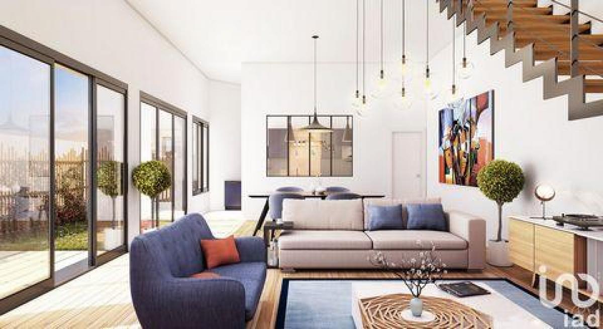 Picture of Apartment For Sale in Bordeaux, Aquitaine, France