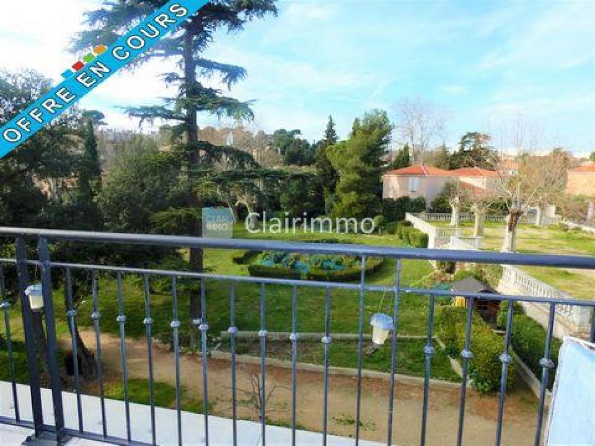 Picture of Apartment For Sale in Marseille, Provence-Alpes-Cote d'Azur, France