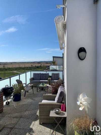 Condo For Sale in Bondoufle, France