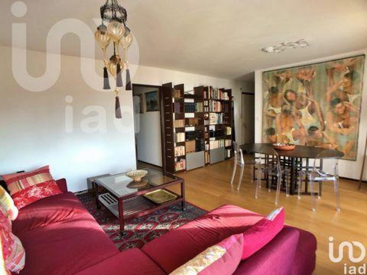 Picture of Condo For Sale in Marseille, Provence-Alpes-Cote d'Azur, France