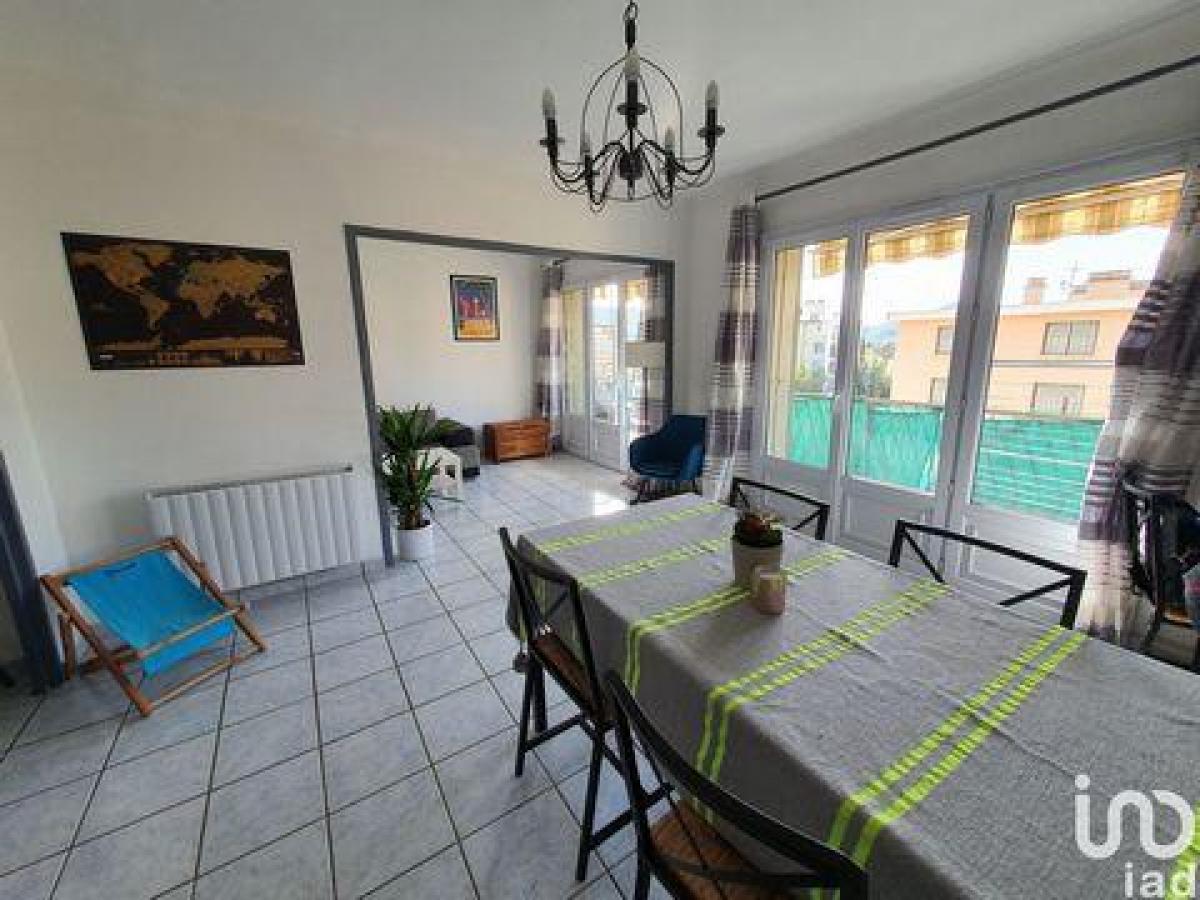 Picture of Condo For Sale in Hyeres, Cote d'Azur, France