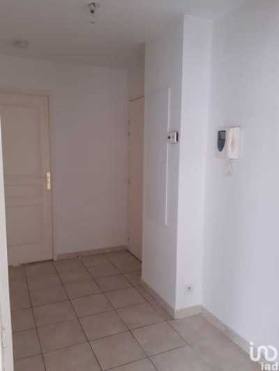 Condo For Sale in Hyeres, France