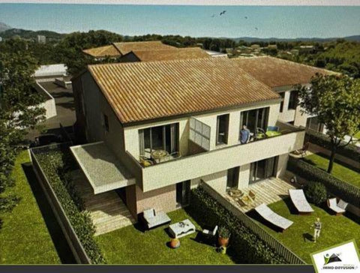 Picture of Condo For Sale in Marseille, Provence-Alpes-Cote d'Azur, France