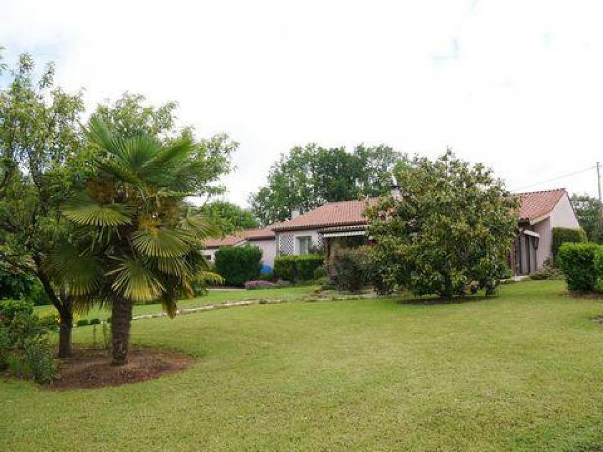 Picture of Bungalow For Sale in Gourdon, Auvergne, France