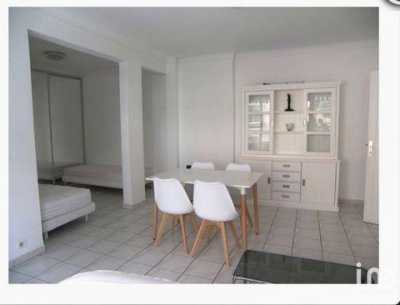 Condo For Sale in Cannes, France