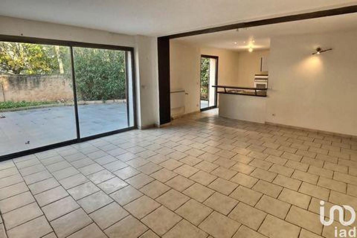 Picture of Condo For Sale in Vitrolles, Provence-Alpes-Cote d'Azur, France