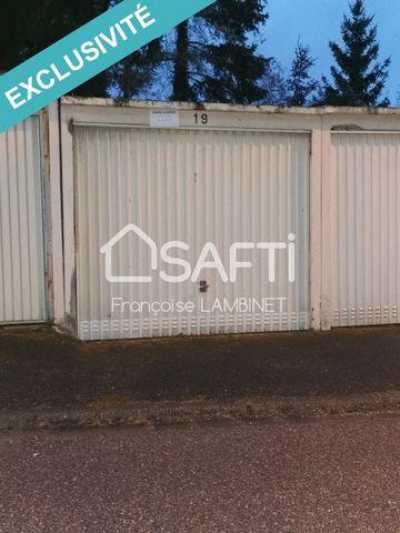 Retail For Sale in Hayange, France