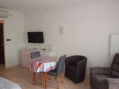 Apartment For Rent in Cazaubon, France
