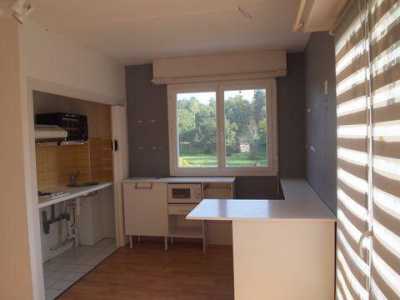 Apartment For Rent in Cazaubon, France