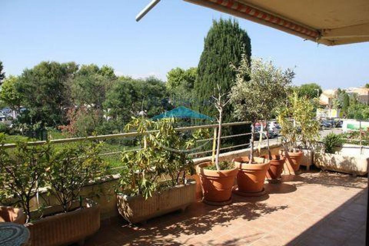 Picture of Condo For Sale in Saint-Tropez, Cote d'Azur, France