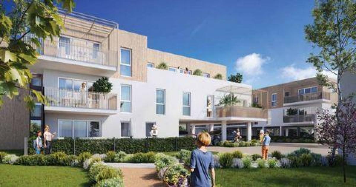 Picture of Condo For Sale in Nimes, Languedoc Roussillon, France