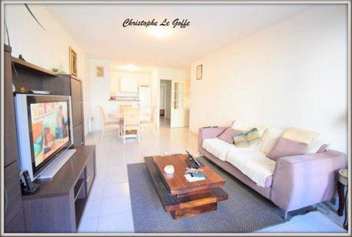 Picture of Condo For Sale in Cannes La Bocca, Cote d'Azur, France
