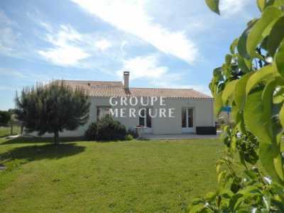 Villa For Sale in Cozes, France