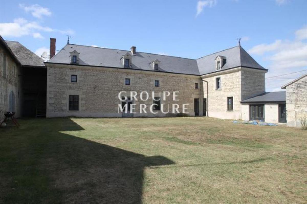 Picture of Home For Sale in Richelieu, Centre, France