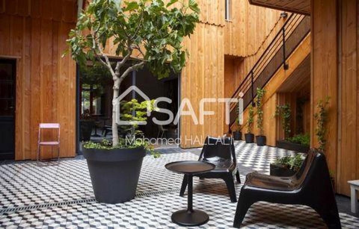 Picture of Retail For Sale in Arcachon, Aquitaine, France